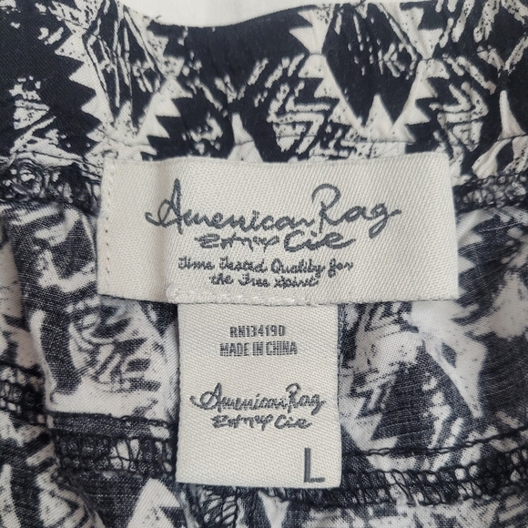 American Rag Lightweight Drawstring Shorts Large - Picture 2 of 2